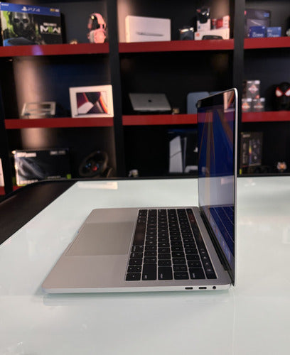 Macbook Pro A1706 - 2017 - I5 - 8gb/512gb - Space Gray Space Gray