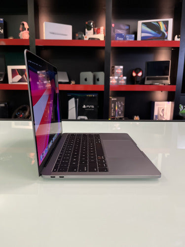Macbook Pro A1708 - 2016 - I5 - 8gb/256gb - Space Gray Prateado
