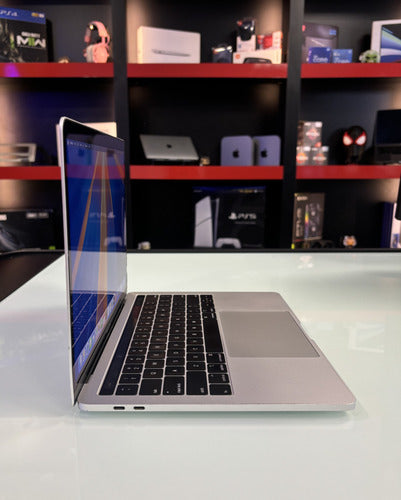 Macbook Pro A1706 - 2017 - I5 - 8gb/512gb - Space Gray Space Gray